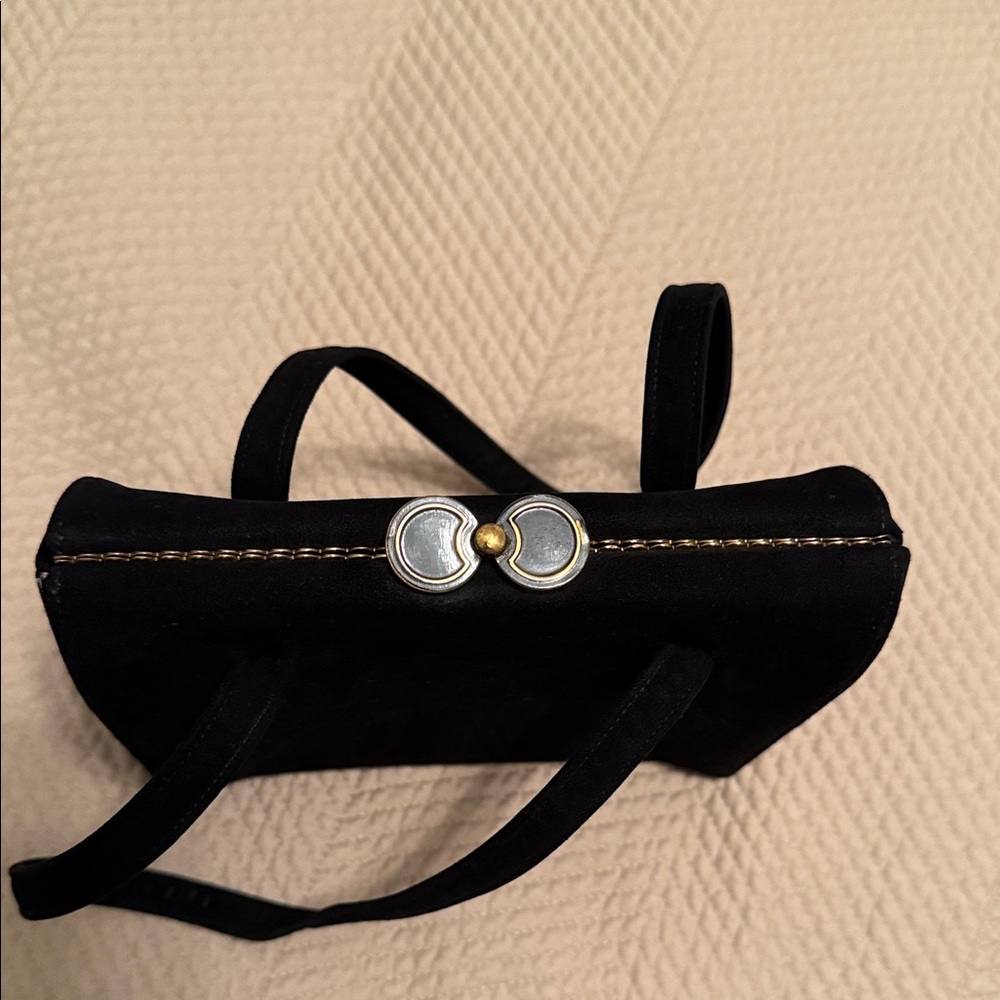 Koret Elegant Black Handbag - Picture 2 of 16